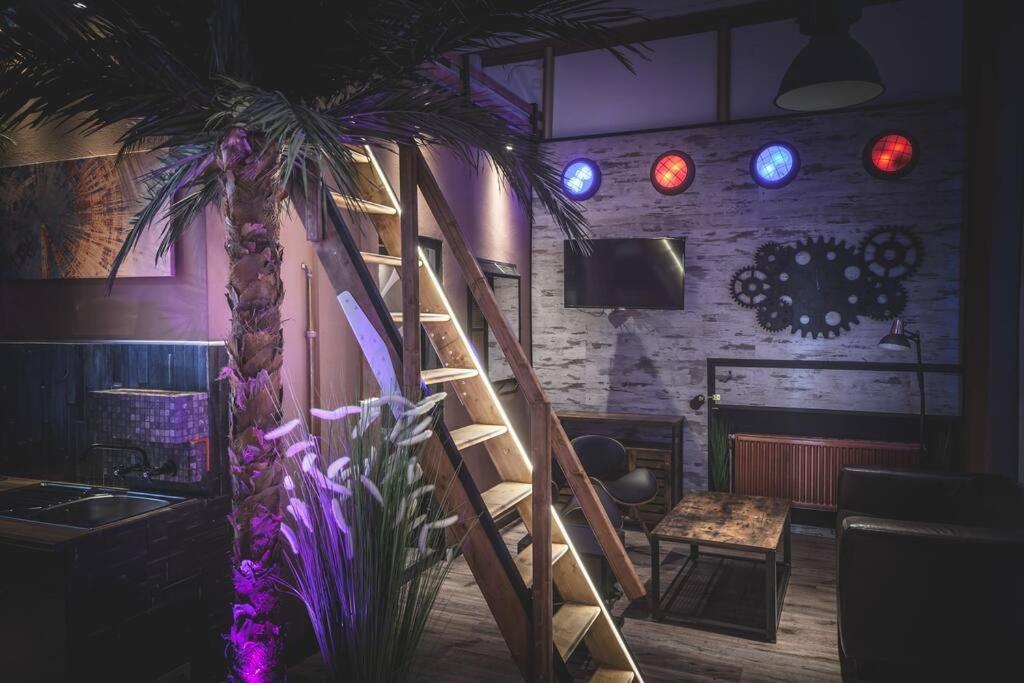 Einzigartige Ferienwohnung Bunt Wie Berlin Kültér fotó