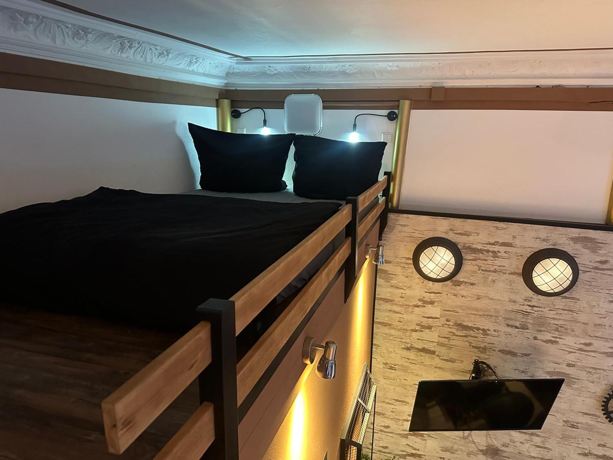 Einzigartige Ferienwohnung Bunt Wie Berlin Kültér fotó